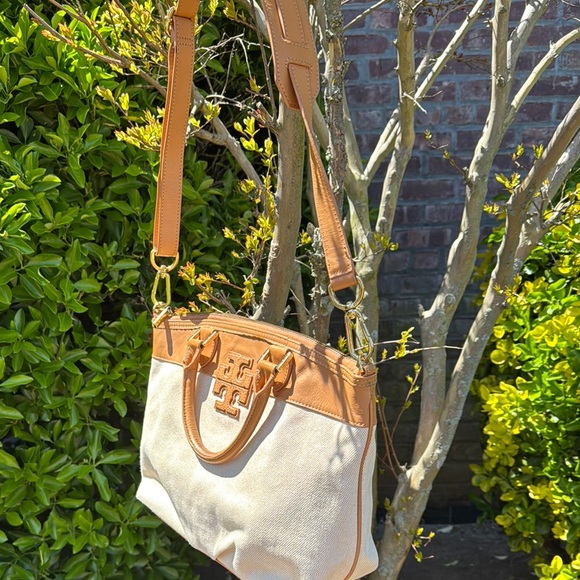 EUC Tory Burch Tan and Cream Tote Bag,Structured Design Tan and off white Cavas - Picture 2 of 10